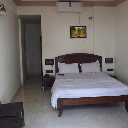 Hotel Murud Marina Esterno foto