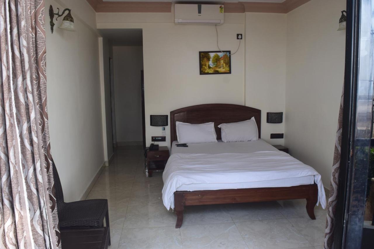 Hotel Murud Marina Esterno foto