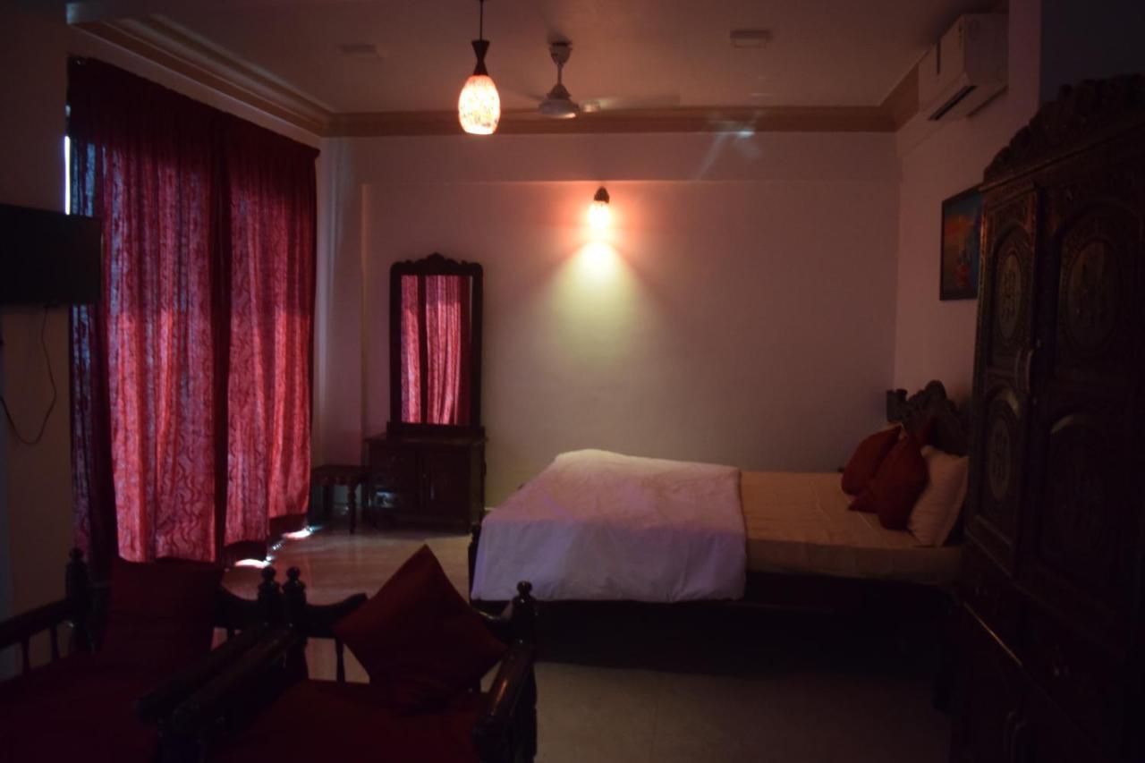 Hotel Murud Marina Esterno foto