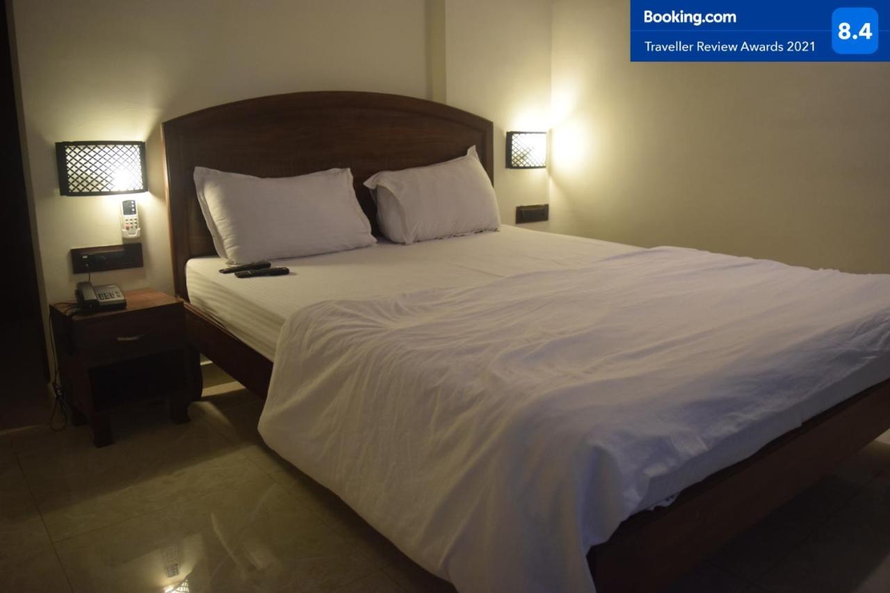 Hotel Murud Marina Esterno foto