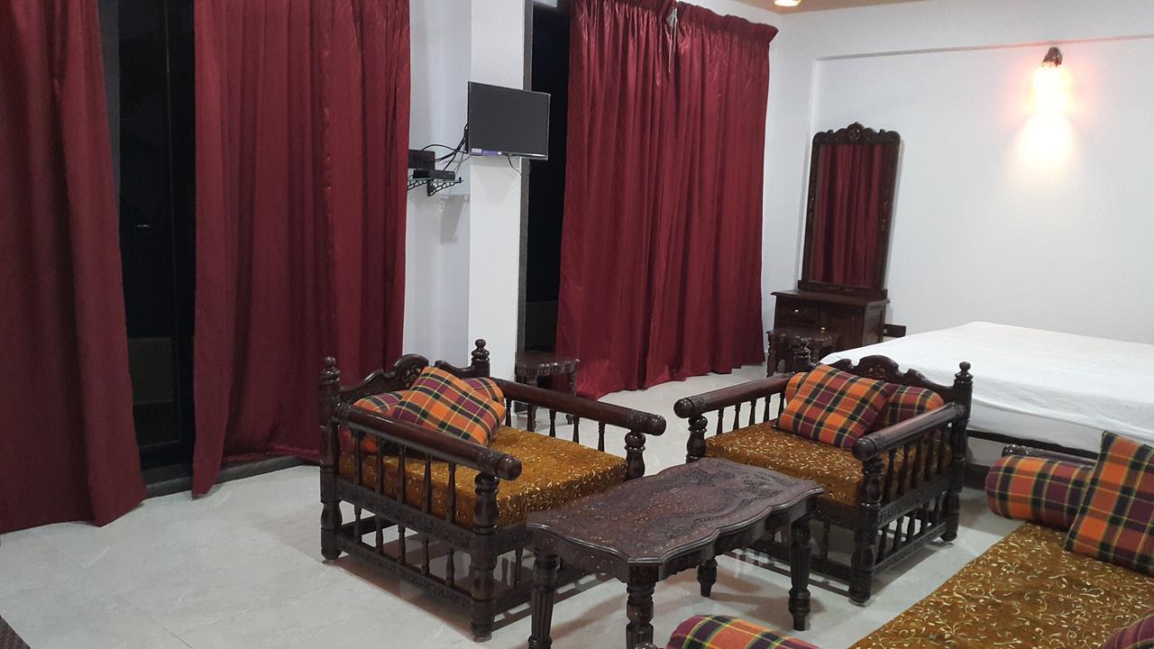 Hotel Murud Marina Esterno foto